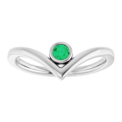 14k-white-gold-natural-emerald-bezel-set-v-ring