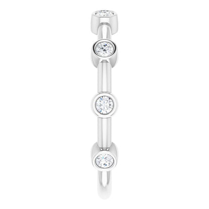 14k-white-gold-1/5-ctw-natural-diamond-bezel-set-bar-ring