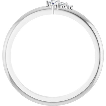 platinum-.05-ctw-natural-diamond-graduated-stackable-ring