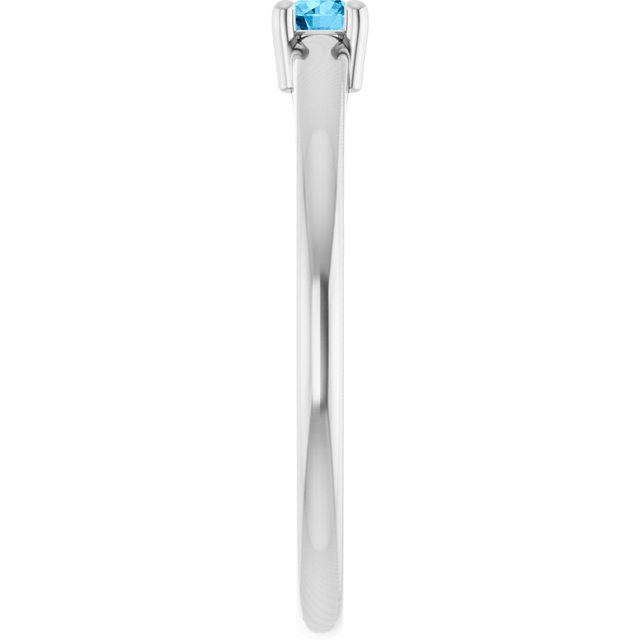 14k-white-gold-natural-swiss-blue-topaz-ring