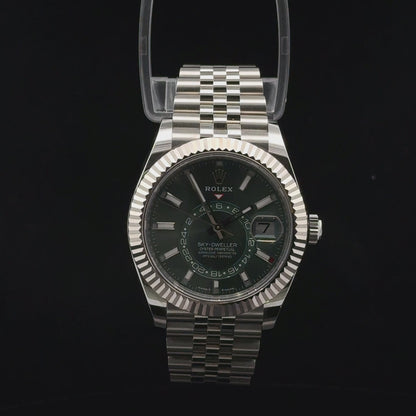 SKY-DWELLER