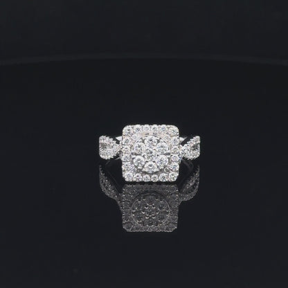 LADIES DIAMOND RING