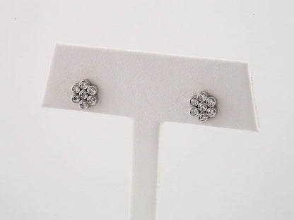14k-white-gold-1/4-ctw-natural-diamond-cluster-earrings
