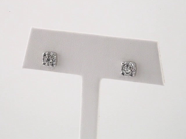 14k-white-gold-1/2-ctw-natural-diamond-cluster-earrings