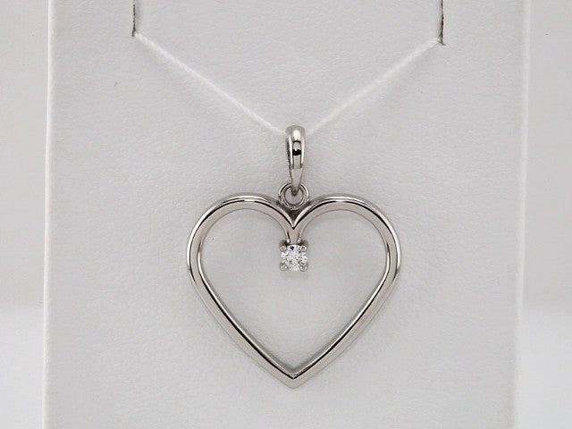 platinum-.04-ctw-natural-diamond-heart-pendant