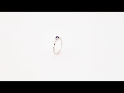14k-white-gold-natural-amethyst-youth-solitaire-ring