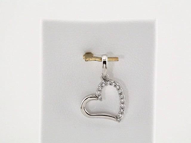 platinum-.07-ctw-natural-diamond-heart-pendant