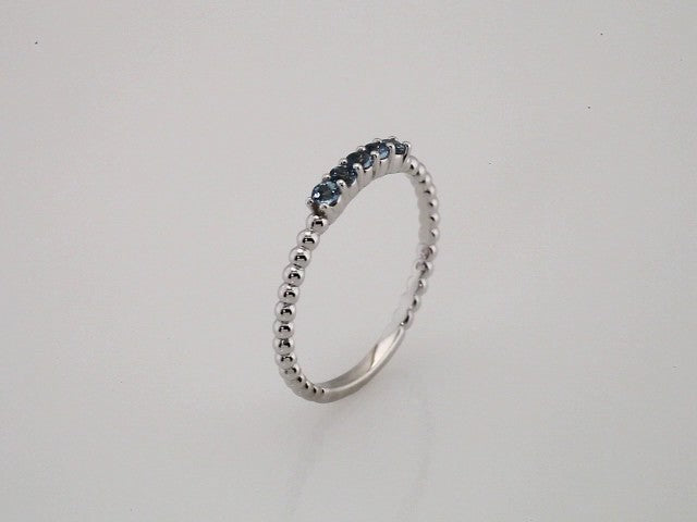 14k-white-gold-natural-aquamarine-stackable-ring